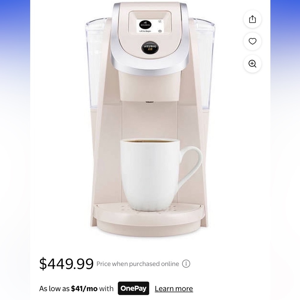 Keurig Single Serve Coffee Maker in Cream and Silver